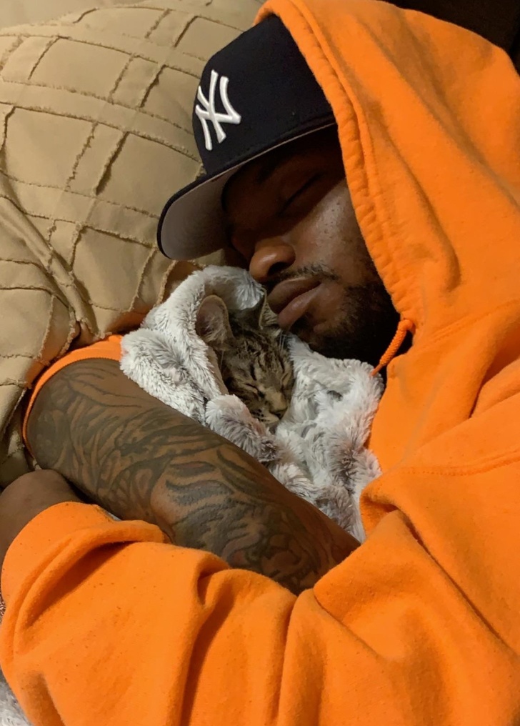 20 разів, коли чоловіки навідріз відмовлялися заводити тварин, а тепер жити без них не можуть