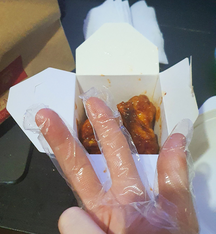 20+ випадків, коли клієнти повною мірою відчули на собі дбайливе ставлення продавця