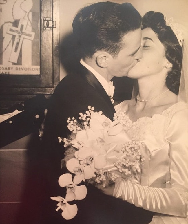 22 докази того, що бабусі і дідусі в молодості відривалися крутіше нас