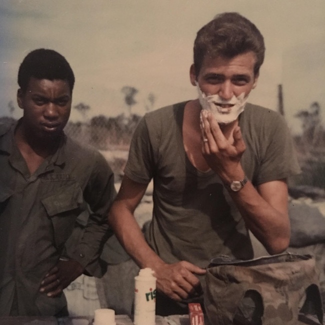 22 докази того, що бабусі і дідусі в молодості відривалися крутіше нас