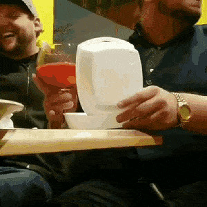 23 дивні речі, які ми робимо, але не хочемо зізнатися в цьому навіть собі