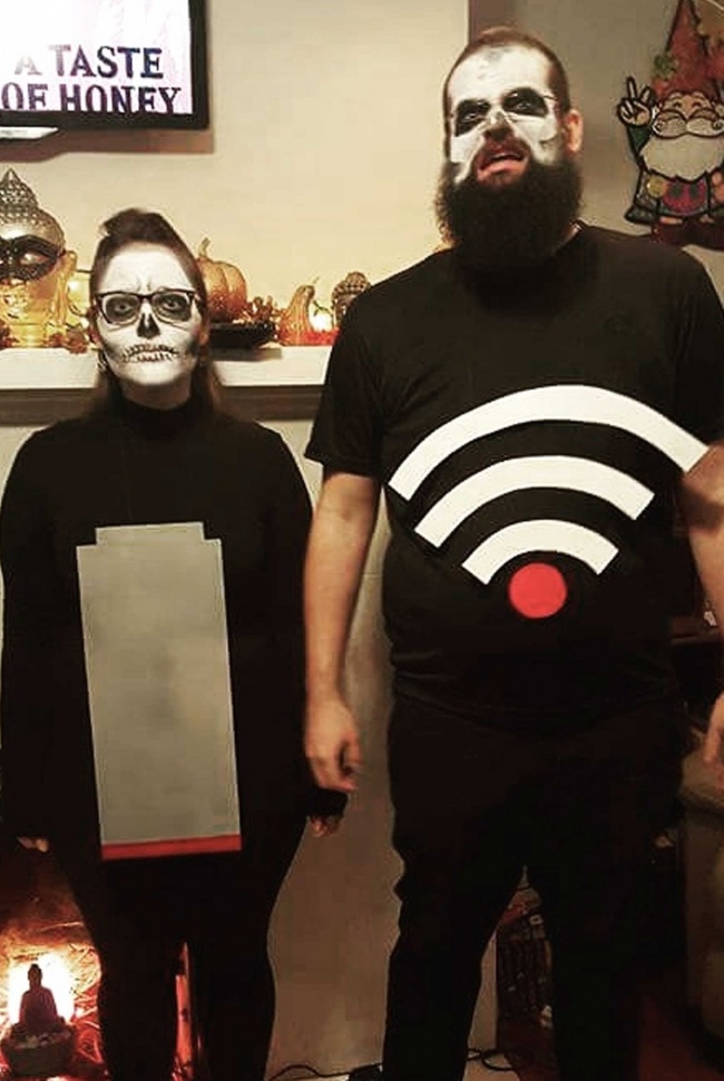 24 пари, які оголосили бойкот нудного Хелловіну