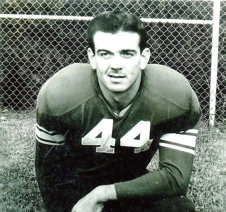 25 дивовижних фотографій, які краще слів розкажуть про чарівність чоловіків минулого століття