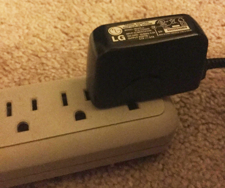 25+ дрібниць, які виводять з себе мільйони людей по всьому світу