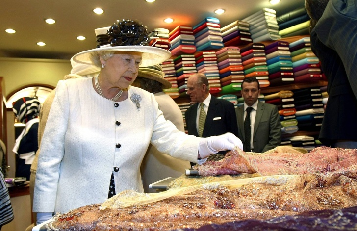 25 фото, які доводять, що повсякденне життя королеви Єлизавети II часом майже не відрізняється від нашої