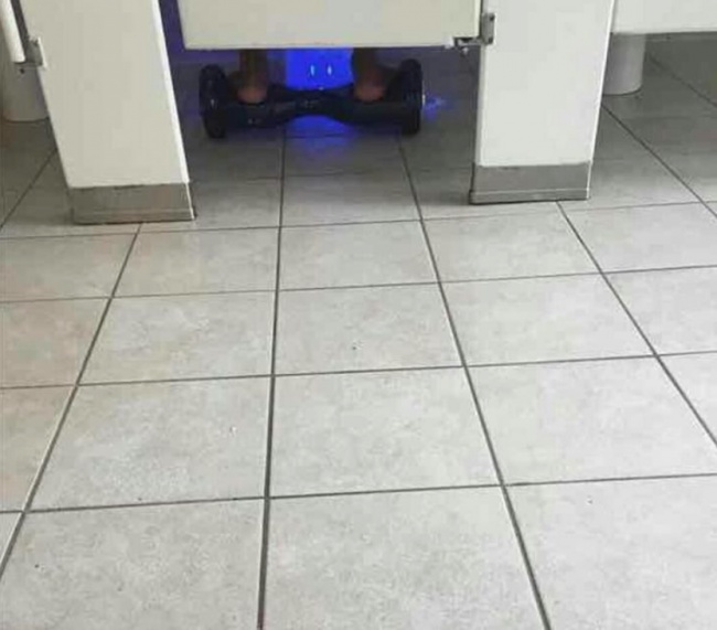 25 фотографій, які переконають вас у тому, що ми живемо в цікавий час