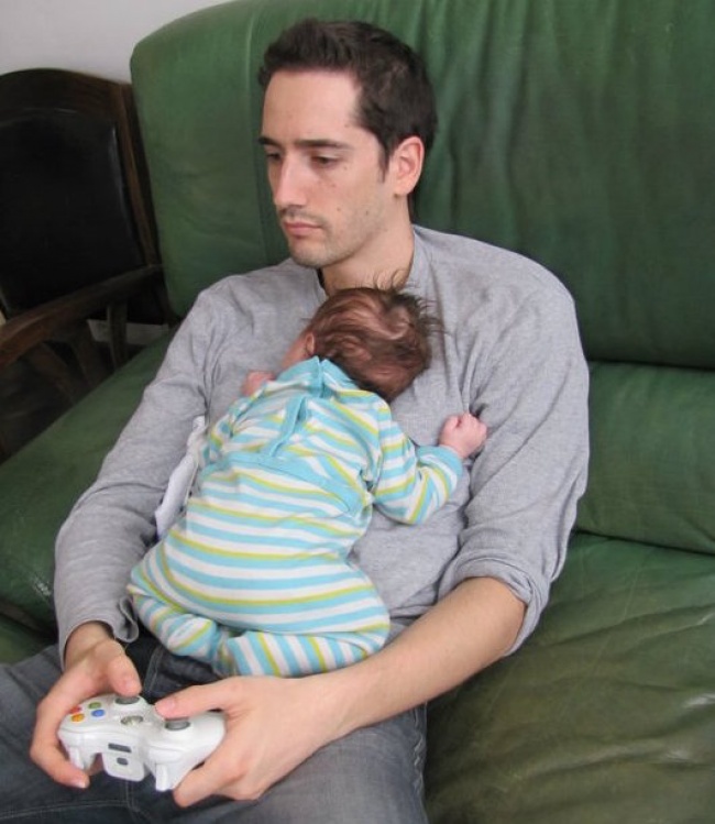 25 фотографій, які зрозуміють всі, хто няньчив дітей