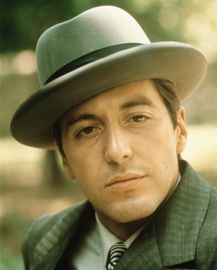 30+ найпривабливіших чоловіків за версією читачів Porady.co.ua