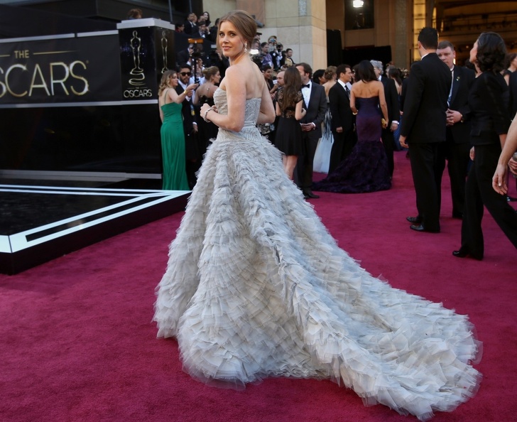 30+ суконь «Оскара» за останні 20 років, які справили фурор на килимовій доріжці