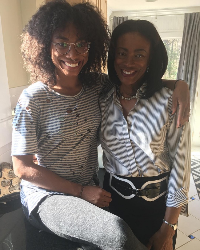 32 чудово молоді мами, яких можна переплутати з їх дочками