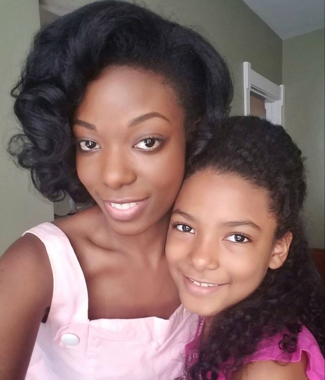 32 чудово молоді мами, яких можна переплутати з їх дочками