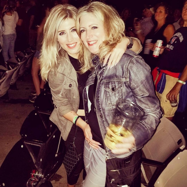 32 чудово молоді мами, яких можна переплутати з їх дочками