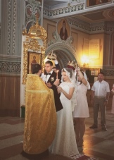Православні кільця (45 фото): жіноче церковні кільце з написом “Спаси і збережи”, з молитвою і дитячі