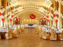 Прикраса залу на весілля (86 фото): оформлення весільного банкетного приміщення в стилі «рустик» та інших