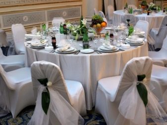 Прикраса залу на весілля (86 фото): оформлення весільного банкетного приміщення в стилі «рустик» та інших