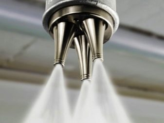 Прикраса залу на весілля (86 фото): оформлення весільного банкетного приміщення в стилі «рустик» та інших