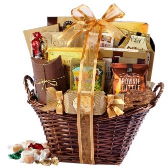 Продуктовий кошик в подарунок (25 фото): кошик з солодощами і чайна кошик, сирні, м’ясні кошики і інші варіанти продовольчого подарунка