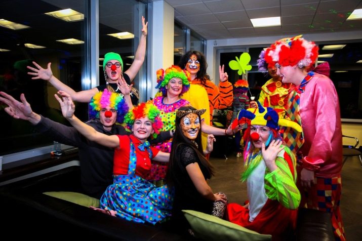 Професія туризм: що це таке? Фахівці, пов’язані з туризмом. Що потрібно здавати? Плюси і мінуси професії