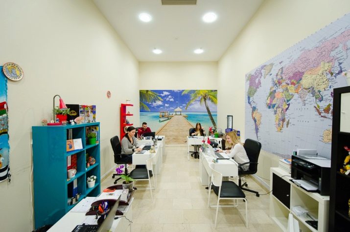 Професія туризм: що це таке? Фахівці, пов’язані з туризмом. Що потрібно здавати? Плюси і мінуси професії