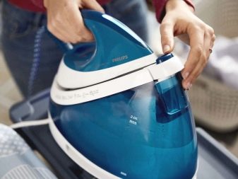 Професійний парогенератор: вибираємо пароочисник для прасування одягу вдома і в ательє, парові станції високого тиску для штор