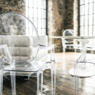 Прозорі стільці (59 фото): пластикові барні стільці, моделі Ghost і Eames та інші прозорі дизайнерські стільці в інтер’єрі