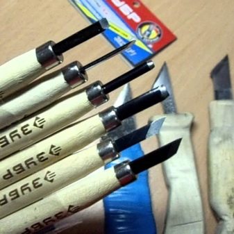 Різьба по дереву для початківців (29 фото): з чого почати? Уроки для новачків, основи простих технік. Як вирізати візерунки по кресленнях покроково?