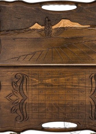 Різьблені нарди (26 фото): огляд моделей ручної роботи з геометричними бортами та інших, тонкощі виробництва дерев’яних різьблених нард