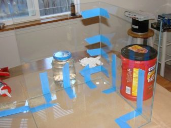 Ремонт акваріума (29 фото): що робити, якщо він потік по шву? Як відремонтувати акваріум своїми руками в домашніх умовах, щоб усунути текти?