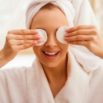 Ремувер для зняття вій: видалення вій кремовими, гелевими та рідкими сумішами. Як зняти нарощені вії в домашніх умовах? Як вибрати ремувер?