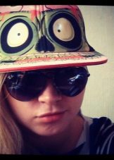 Рэперские кепки (58 фото): моделі для дорослих і дівчаток