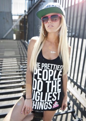 Рэперские кепки (58 фото): моделі для дорослих і дівчаток