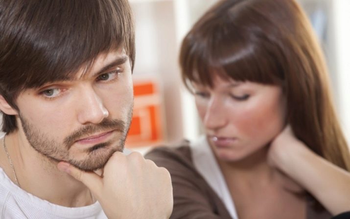 Ревнивий чоловік (16 фото): що робити, якщо чоловік дуже ревнує дружину до дитини або минулого без приводу? Поради психолога