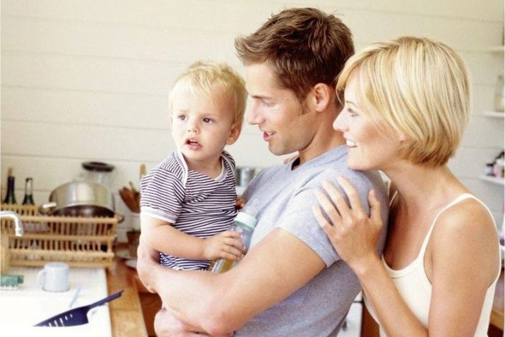 Ревнивий чоловік (16 фото): що робити, якщо чоловік дуже ревнує дружину до дитини або минулого без приводу? Поради психолога