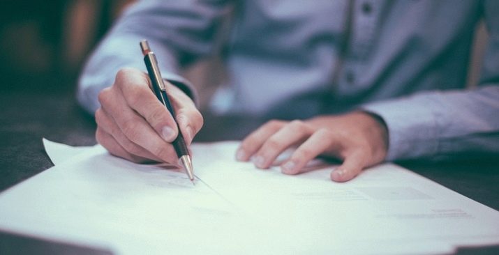 Резюме офіціанта: зразки. Список посадових обов’язків офіціанта в ресторані та кафе. Приклади резюме без досвіду роботи. Навички та особисті якості