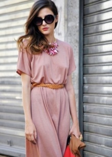 Романтичний стиль в одязі (73 фото): романтизм у модних образах для сучасних дівчат