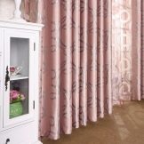 Рожеві штори в спальні (43 фото): сірий інтер’єр зі шторами ніжно-рожевого кольору і інші варіанти