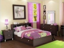 Рожева спальня (76 фото): кімната в сіро-рожевих пудрових, біло-рожевих і бежево-рожевих тонах, штори і шпалери в дизайні інтер’єру, поєднання з іншими кольорами