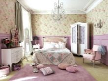 Рожева спальня (76 фото): кімната в сіро-рожевих пудрових, біло-рожевих і бежево-рожевих тонах, штори і шпалери в дизайні інтер’єру, поєднання з іншими кольорами