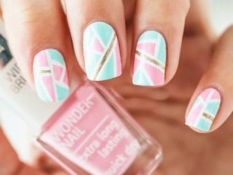 Рожевий манікюр (123 фото): красивий яскраво-рожевий манікюр з сірим кольором і сріблом, місячний декор та ідеї блискучих малюнків з смужками