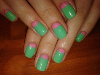 Рожевий манікюр (123 фото): красивий яскраво-рожевий манікюр з сірим кольором і сріблом, місячний декор та ідеї блискучих малюнків з смужками