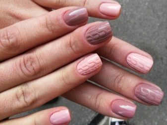 Рожевий манікюр (123 фото): красивий яскраво-рожевий манікюр з сірим кольором і сріблом, місячний декор та ідеї блискучих малюнків з смужками