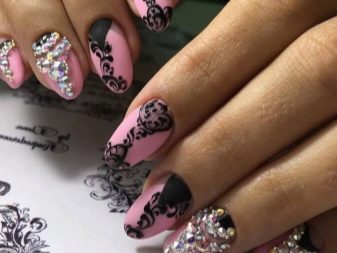 Рожевий манікюр зі стразами (89 фото): дизайн нігтів в яскраво-рожевому кольорі, френч з камінням