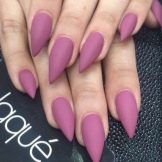Рожевий матовий манікюр (55 фото): дизайн нігтів яскравим рожево-сірим лаком зі стразами і блискітками