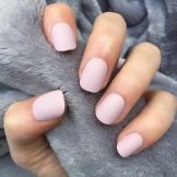 Рожевий матовий манікюр (55 фото): дизайн нігтів яскравим рожево-сірим лаком зі стразами і блискітками