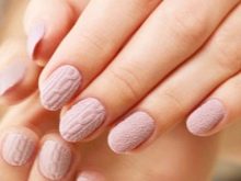 Рожевий матовий манікюр (55 фото): дизайн нігтів яскравим рожево-сірим лаком зі стразами і блискітками