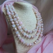 Рожевий перли: скільки коштує і з чим носити? Особливості каменю і його магічні властивості