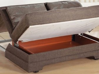 Розкладні дивани без підлокітників: моделі шириною 120, 130 і 140 см, маленькі 100 і 110 см, переваги і недоліки