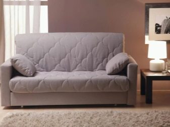 Розкладні дивани на кухню (60 фото): маленькі кухонні диванчики зі спальним місцем, розсувні французькі дивани-розкладачки і інші види