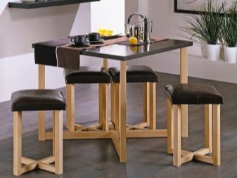 Розкладні столи для маленької кухні (47 фото): кухонні столи-трансформери, складні та розсувні обідні моделі 50х50 і 60х60 см, 60х80 см і інших розмірів