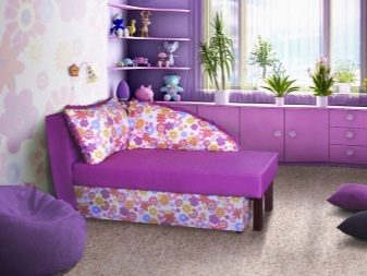 Розкладна тахта (35 фото): вибираємо розсувну в довжину ліжко-тахту, трансформер, складну, кутову і без підлокітників модель